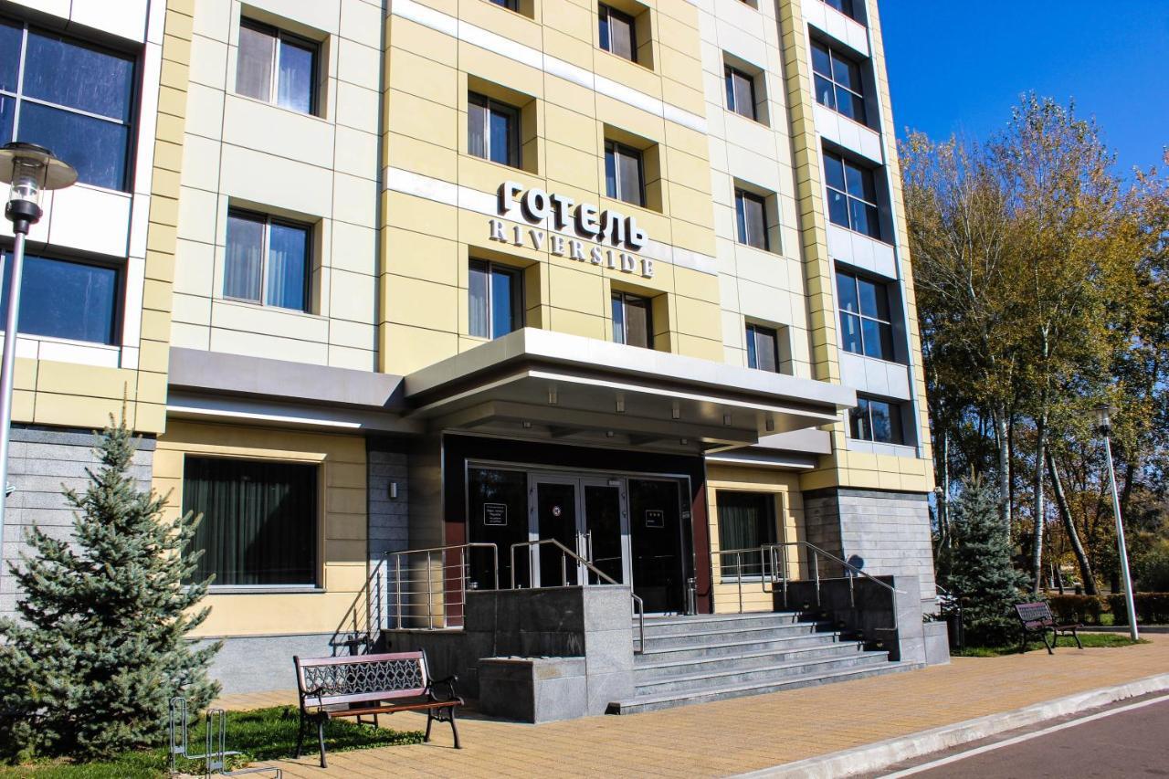 Riverside- Hotel And Mice Tjernihiv Eksteriør billede